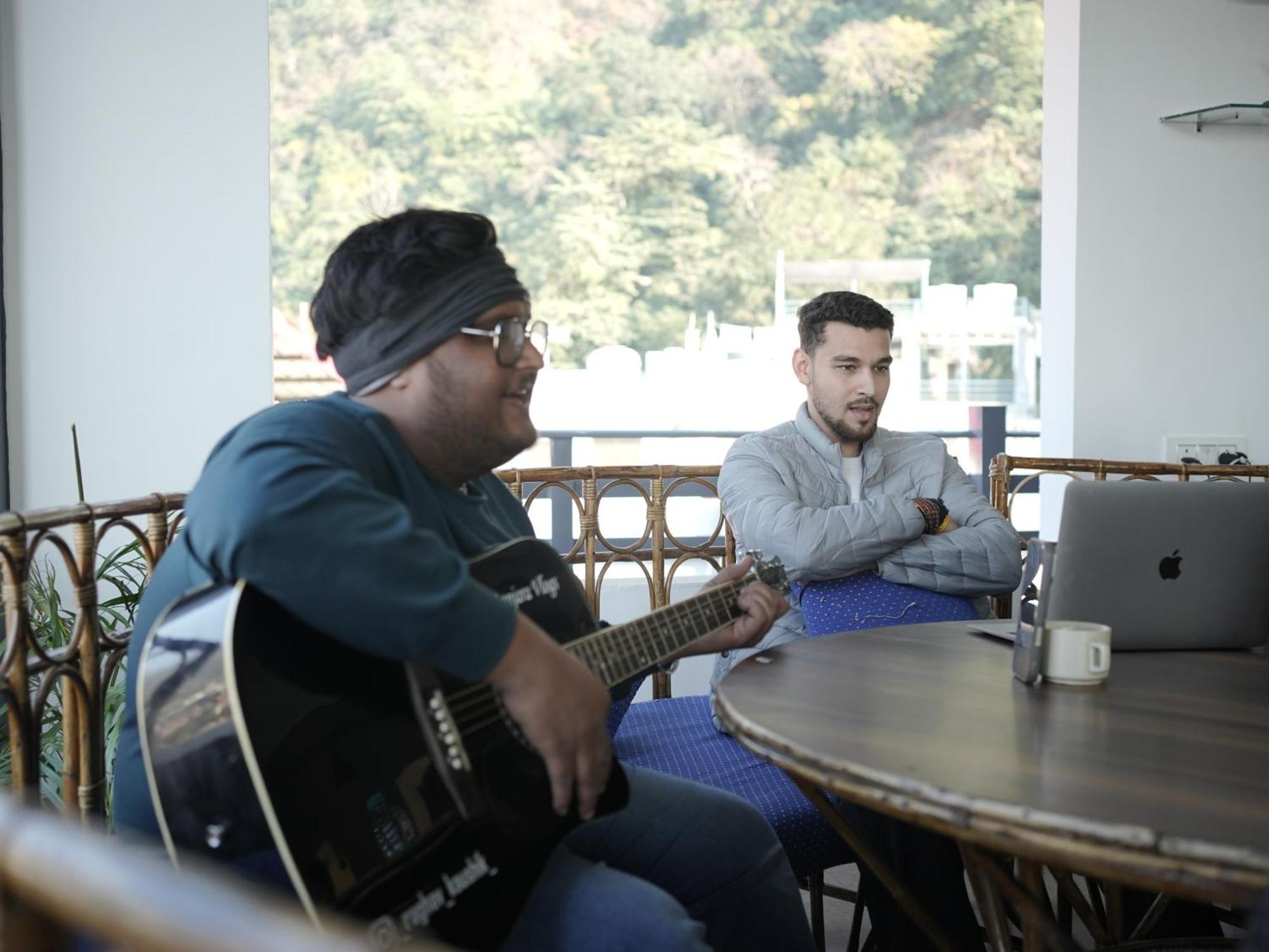 Albergue Skyard Rishikesh, Laxman Jhula Exterior foto