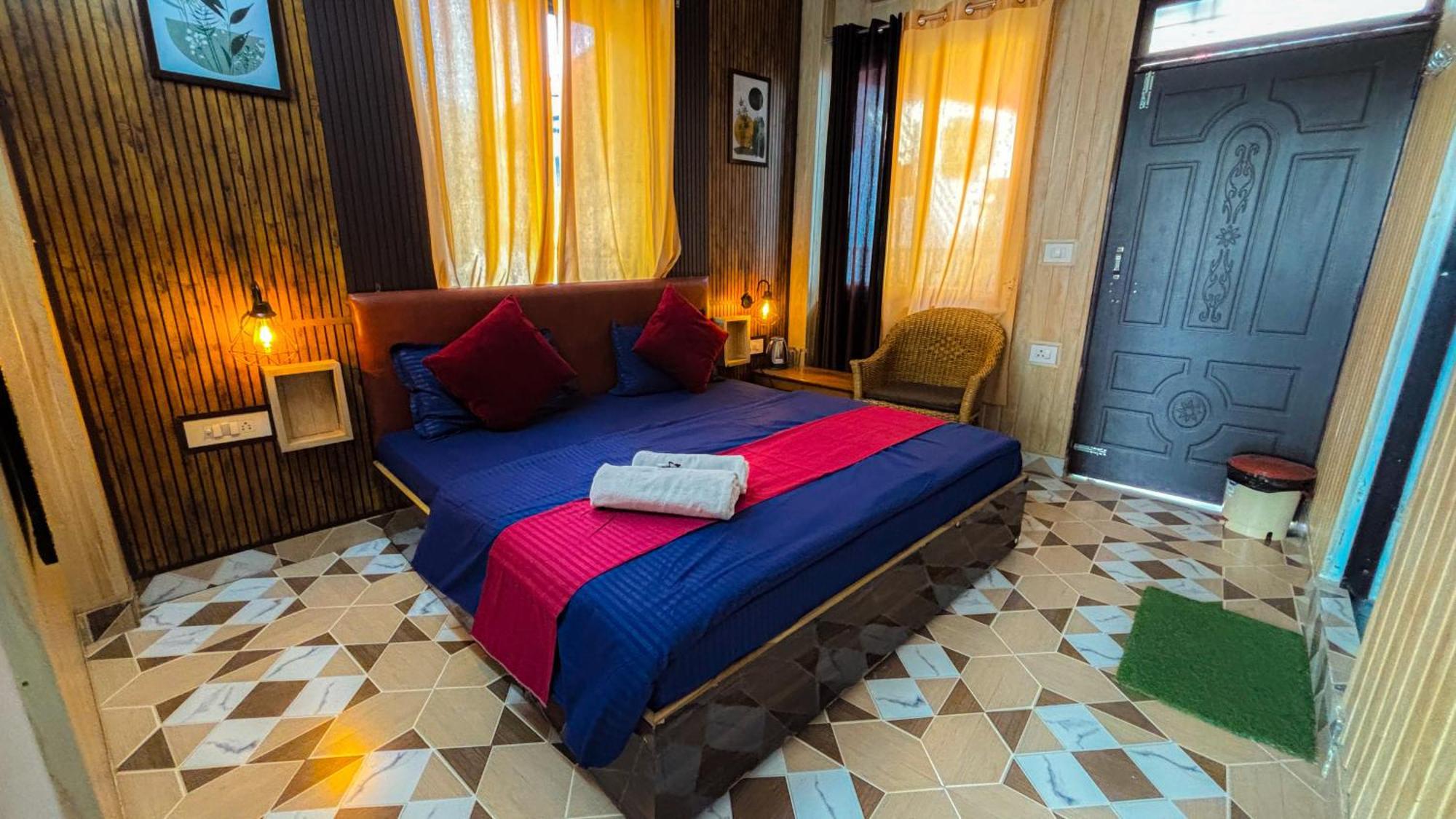 Albergue Skyard Rishikesh, Laxman Jhula Exterior foto